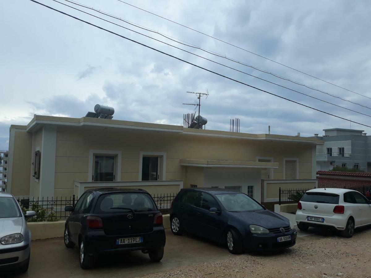 Cimi Apartments Sarandë Exterior foto